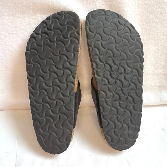 Birkenstock Unisex Regular/Wide Gizeh Sandal/ Black /US W10 M8/41EU - Picture 8 of 8